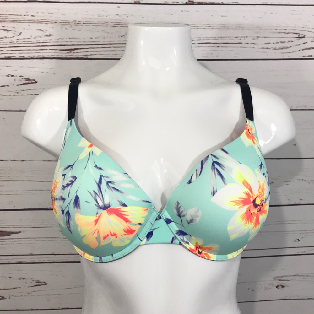 Victoria’s Secret PINK NTW Push Up Bra